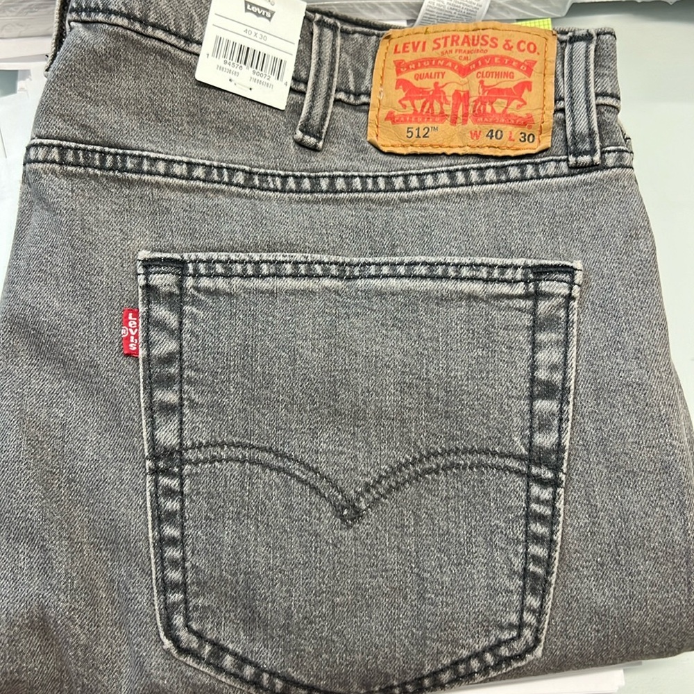 Levi’s 512 Slim Taper